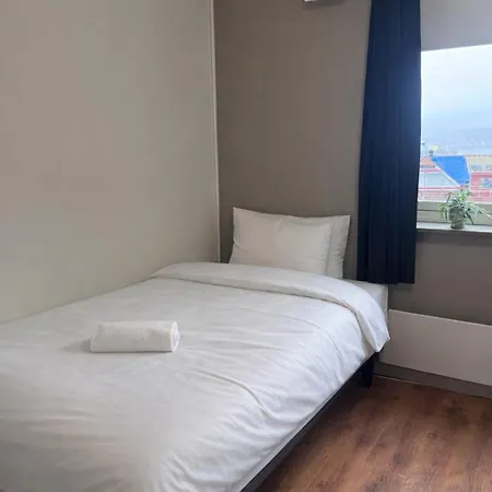 מלון דירות Comfortable, Private With Keypad Lock - P *