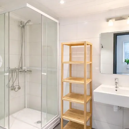Comfortable, Private With Keypad Lock - P